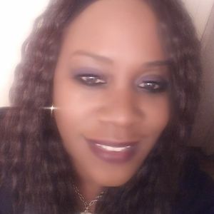 Meet your Posher, Toiya